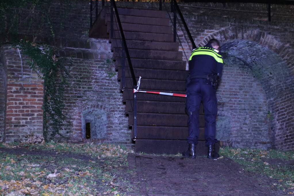 Politie doet onderzoek na overval op snackbar