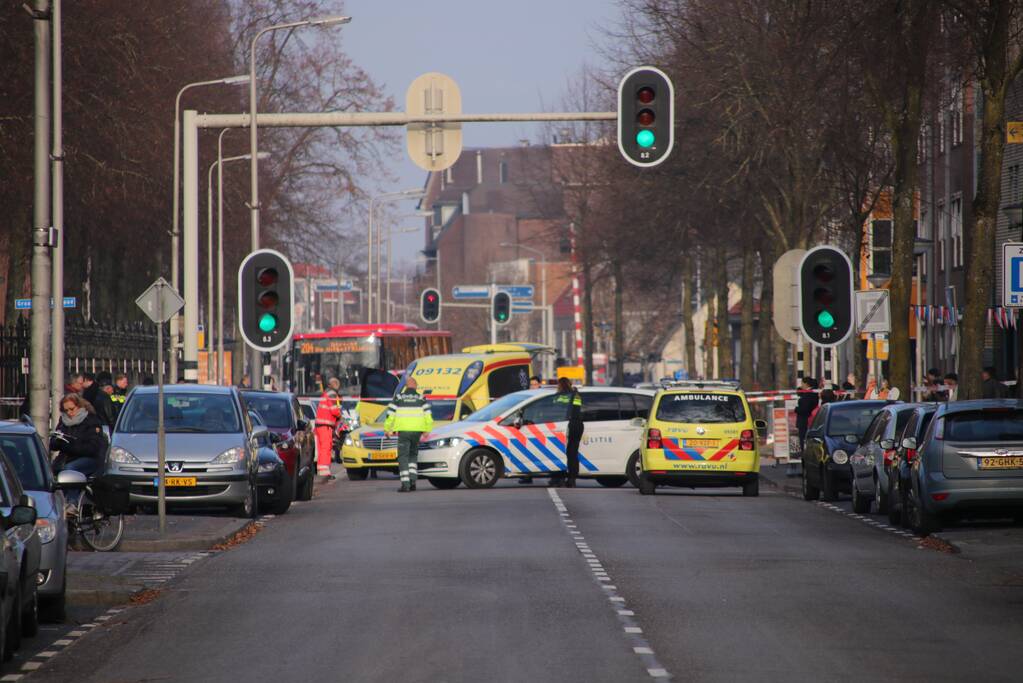 Fietser gewond na aanrijding met auto