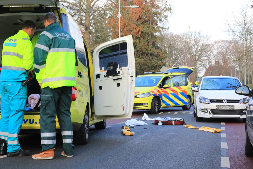 Fietser zwaargewond door aanrijding