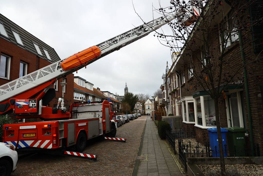 Dak losgelaten door storm