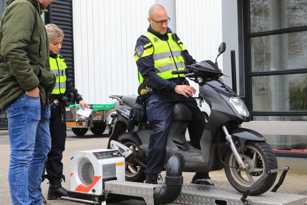 52-jarige automobilist zonder rijbewijs de pineut bij verkeerscontrole