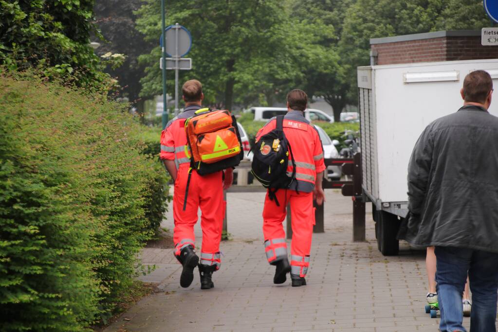 Vrouw raakt gewond na val van trap