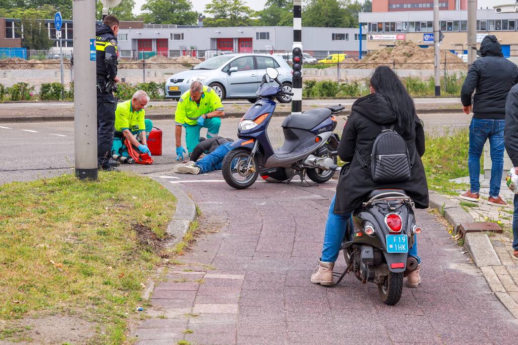 Scooterrijder gewond bij eenzijdig ongeval