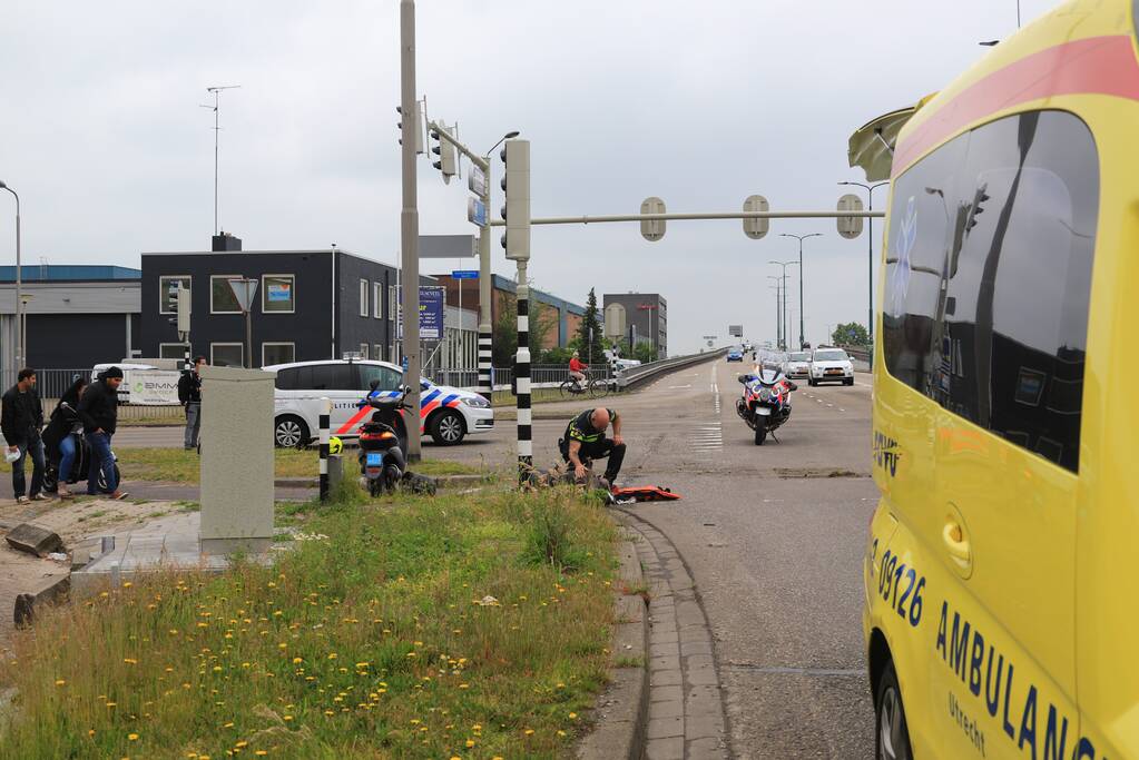 Scooterrijder gewond bij eenzijdig ongeval