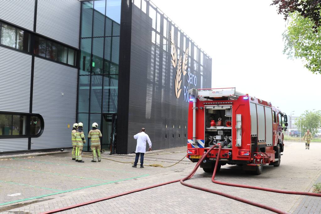 Bedrijfspand SanoRice ontruimd door brand