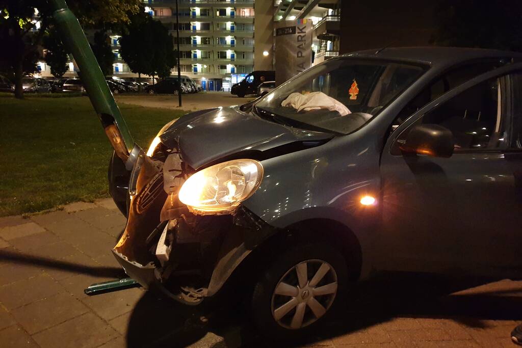 Auto total loss na uitwijkmanoeuvre