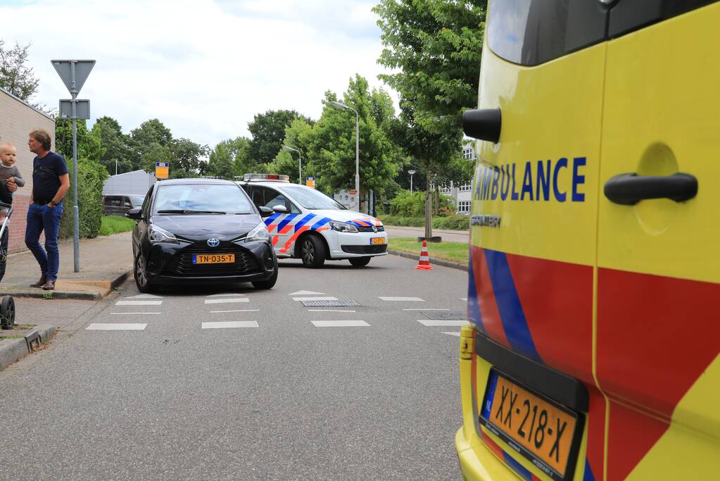 Overstekende fietsster aangereden