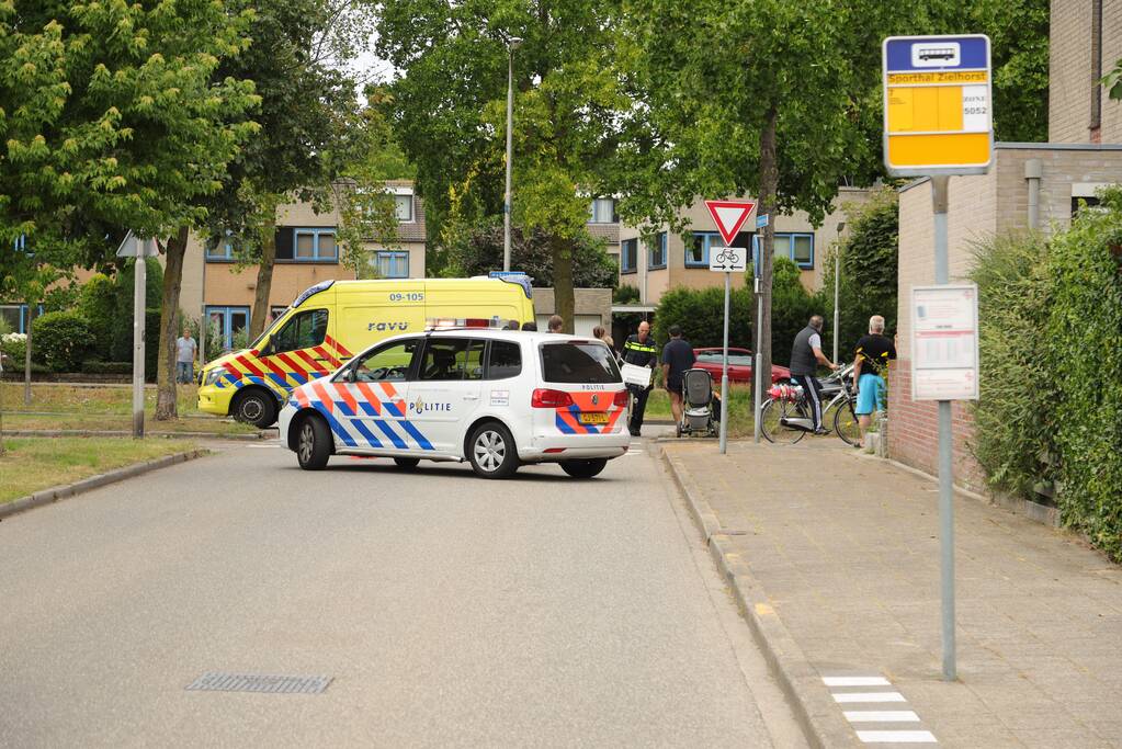 Overstekende fietsster aangereden