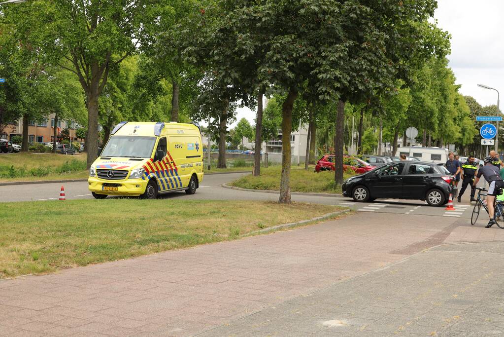 Overstekende fietsster aangereden