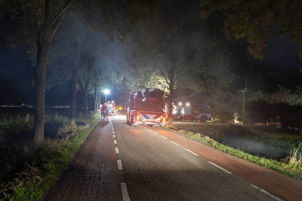 Honderden koeien gered bij uitslaande brand