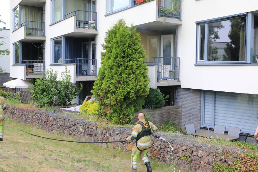 Brand op balkon van appartement