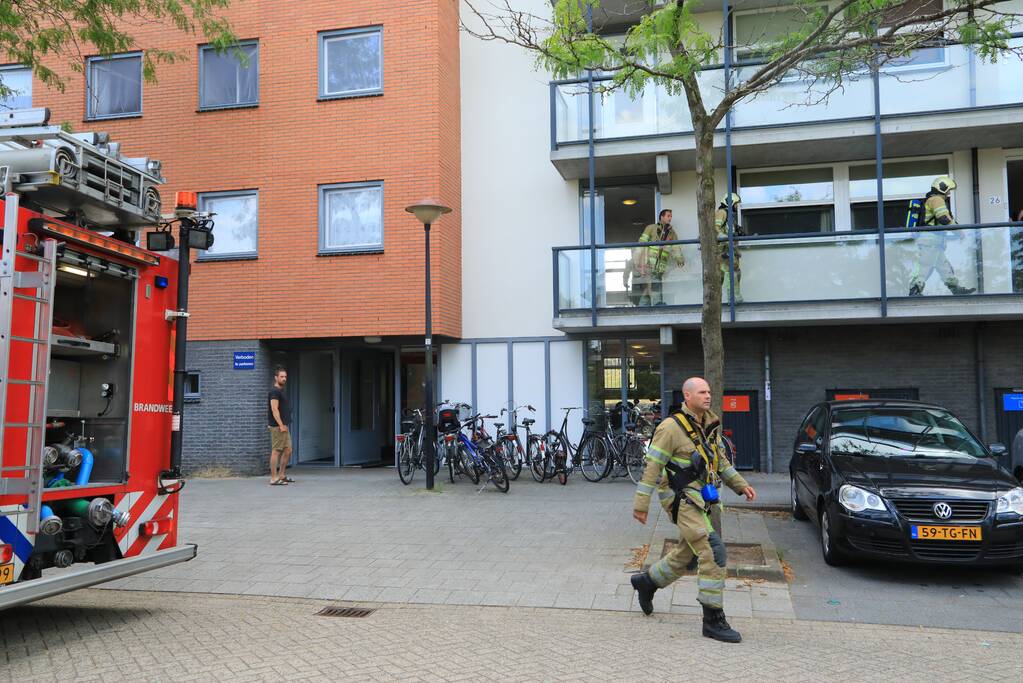 Brand op balkon van appartement