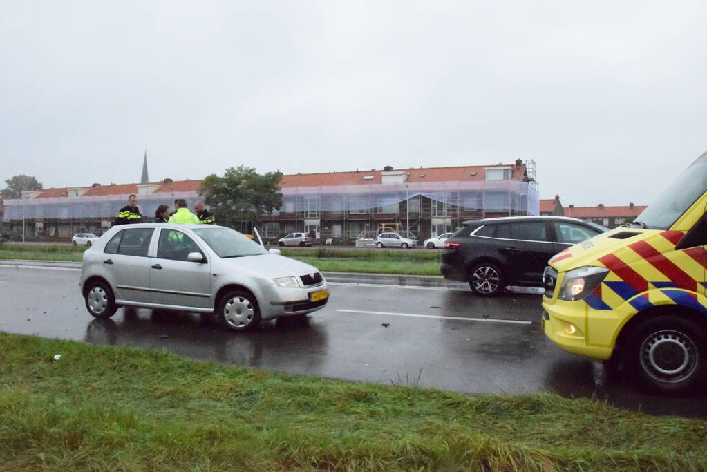 Auto uit vluchthaven botst medeweggebruiker