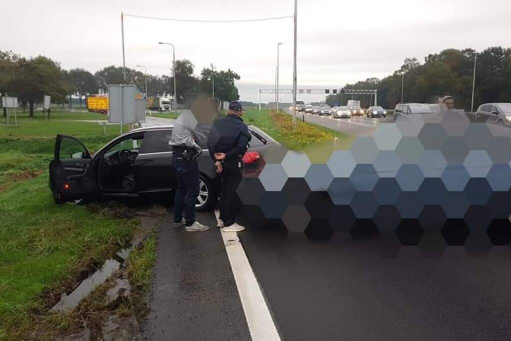 Buitenlandse automobilist aangehouden na achtervolging