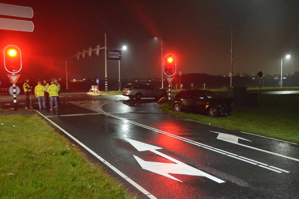 Flinke schade en gewonde bij aanrijding