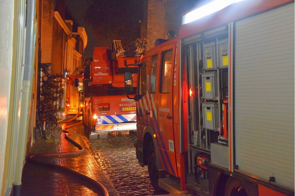 Schoorsteenbrand in monumentaalpand