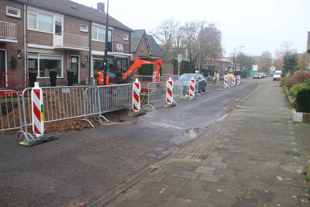 Waterleiding gesprongen bij graafwerkzaamheden