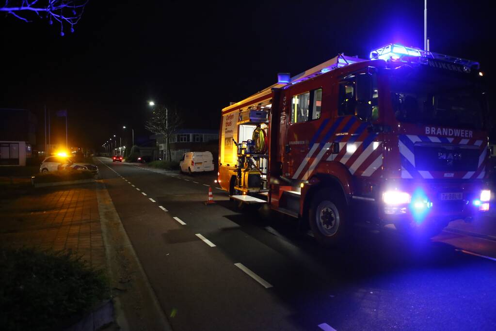 Kleine brand in geparkeerde auto