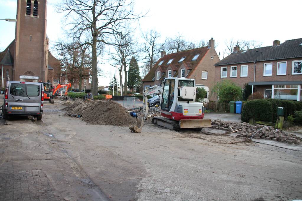 Eerste stukken nieuwe waterleiding geplaatst