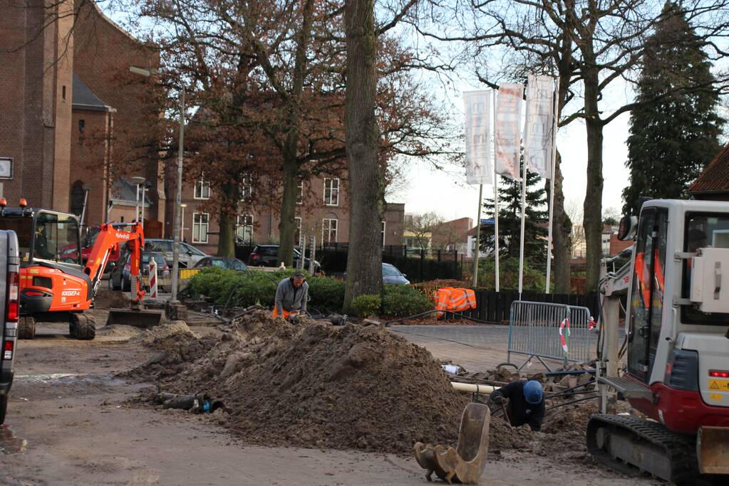 Eerste stukken nieuwe waterleiding geplaatst