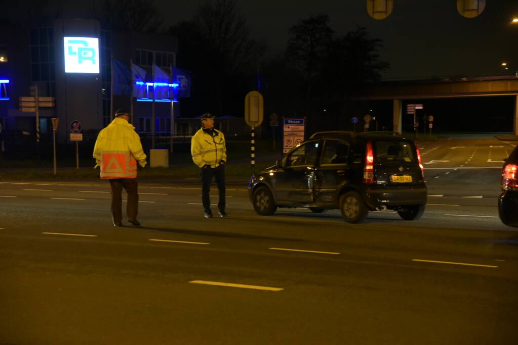 Schade en lichtgewonden na aanrijding