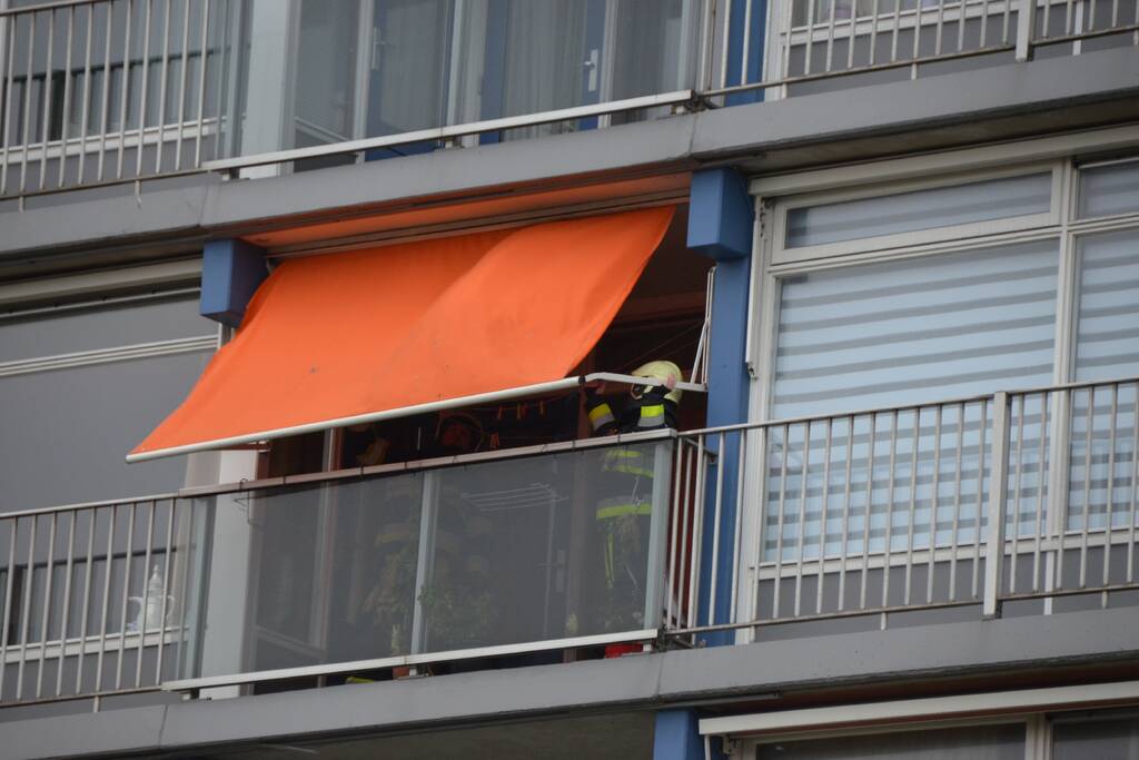 Straatmeubilair waait weg door de storm