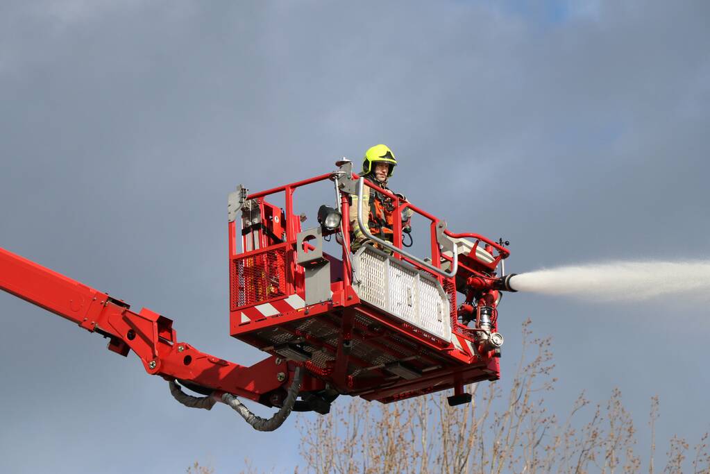 Uitslaande brand in slooppand