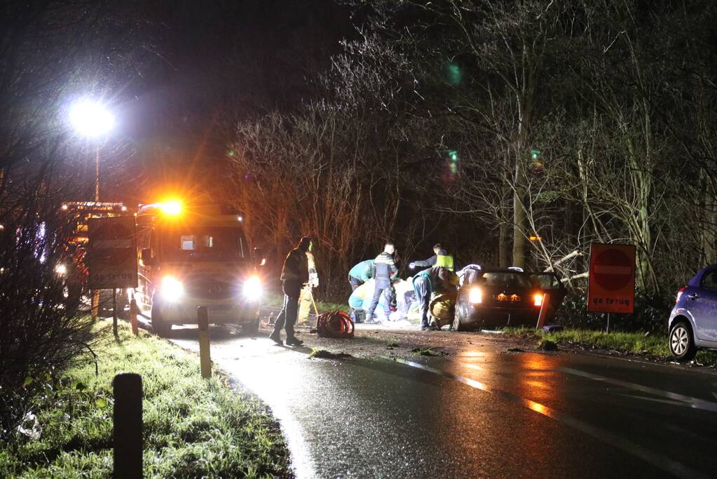 Man (23) overleden bij eenzijdig ongeval op afrit A30