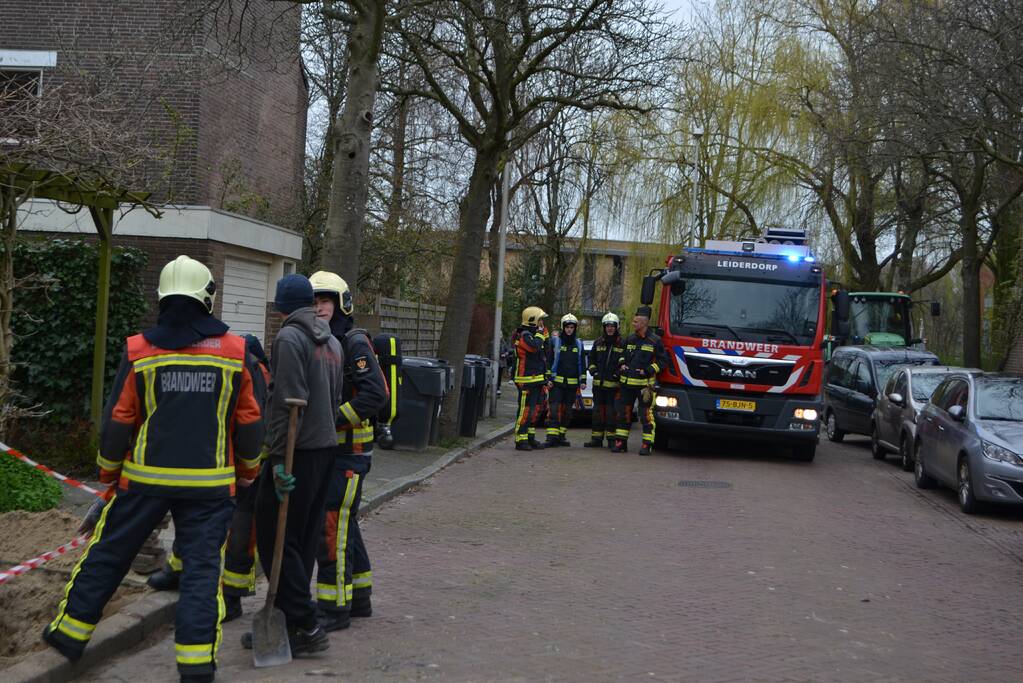 Gasleiding geraakt bij graafwerkzaamheden