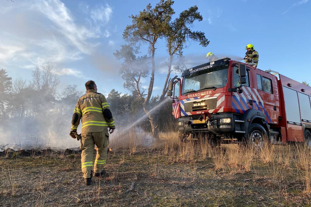 Brand op natuurterrein