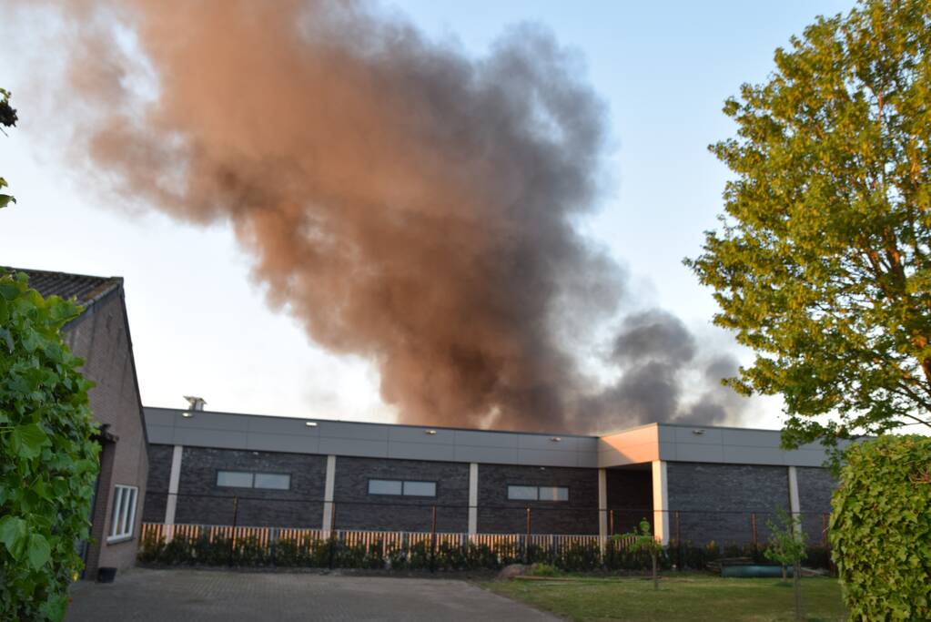 Grote brand bij Honda garage