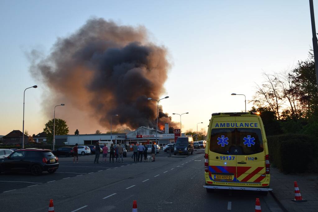 Grote brand bij Honda garage