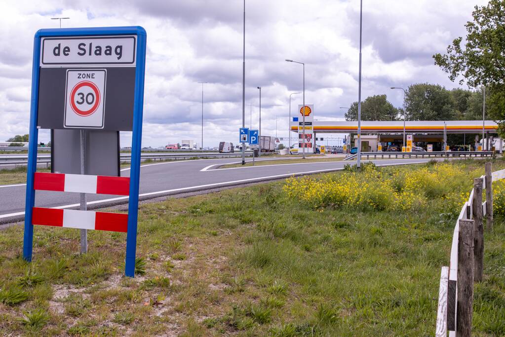 Eerste 175 kW snellaadpalen bij tankstation Shell De Slaag