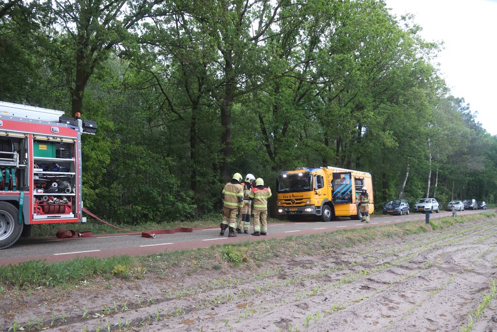 Zelfrijdende veldspuit brand volledig uit