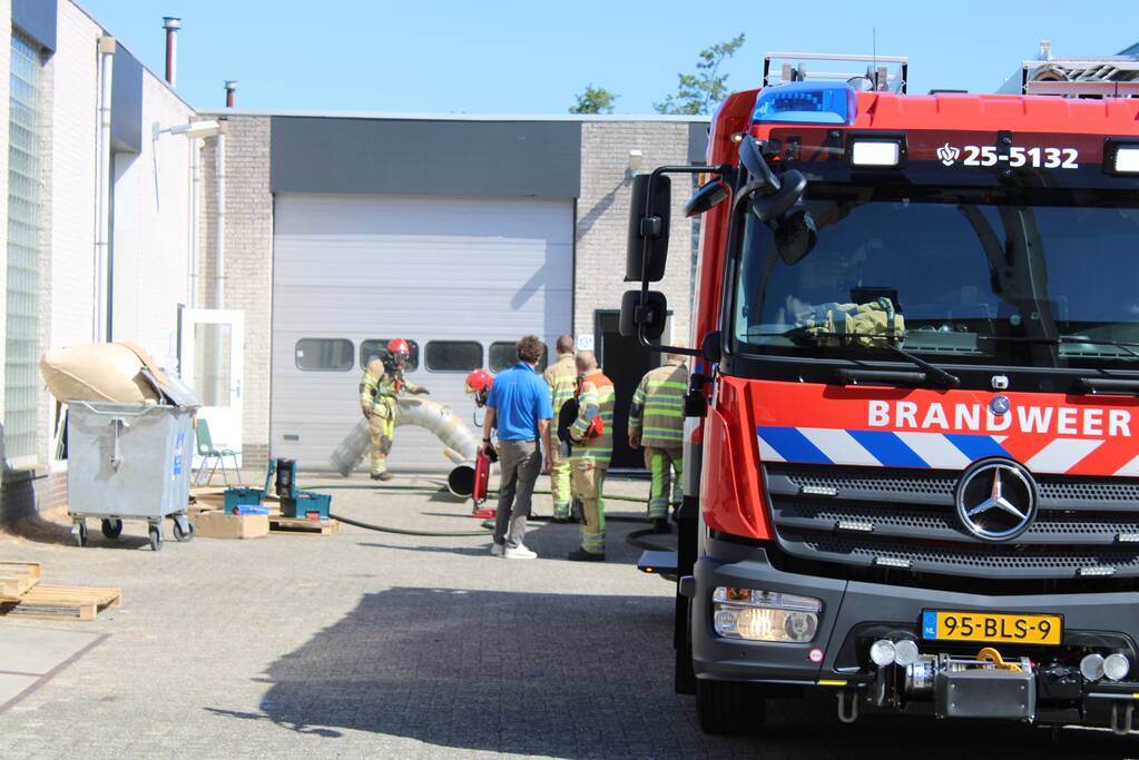 Brand in bedrijfspand op Industrieterrein Noordersluis