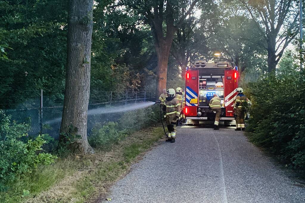 Twee branden geblust op sportpark