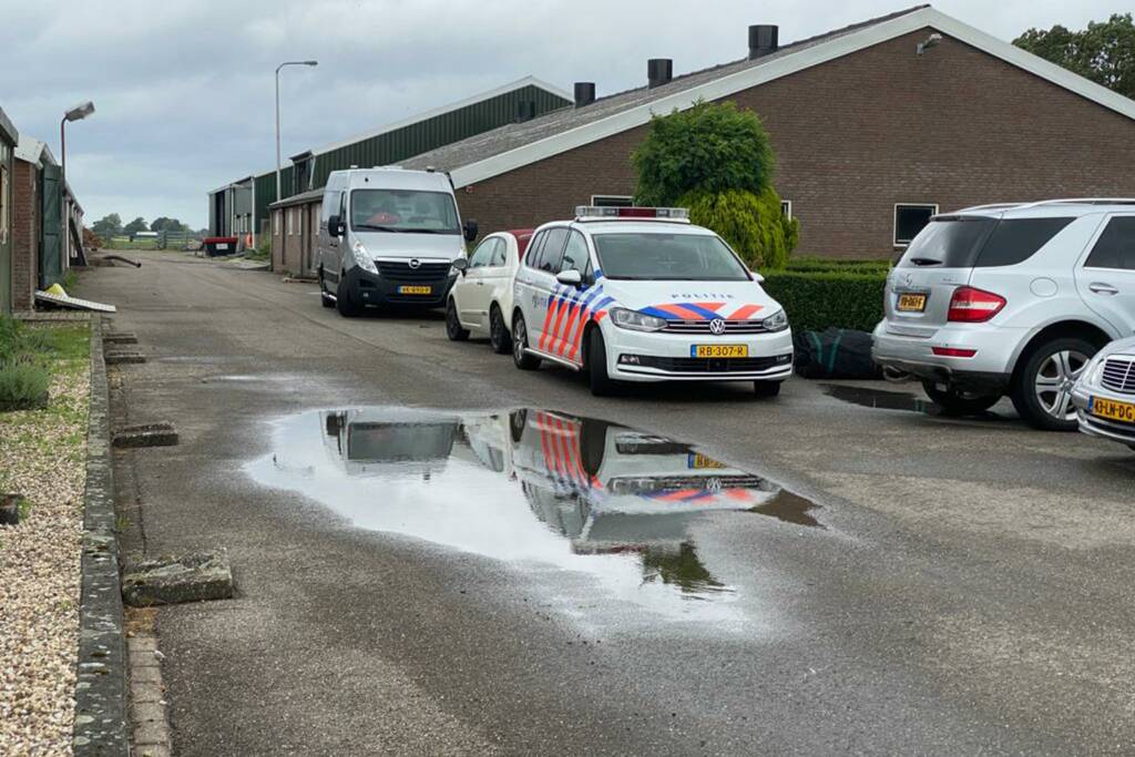 Man zwaargewond in woning