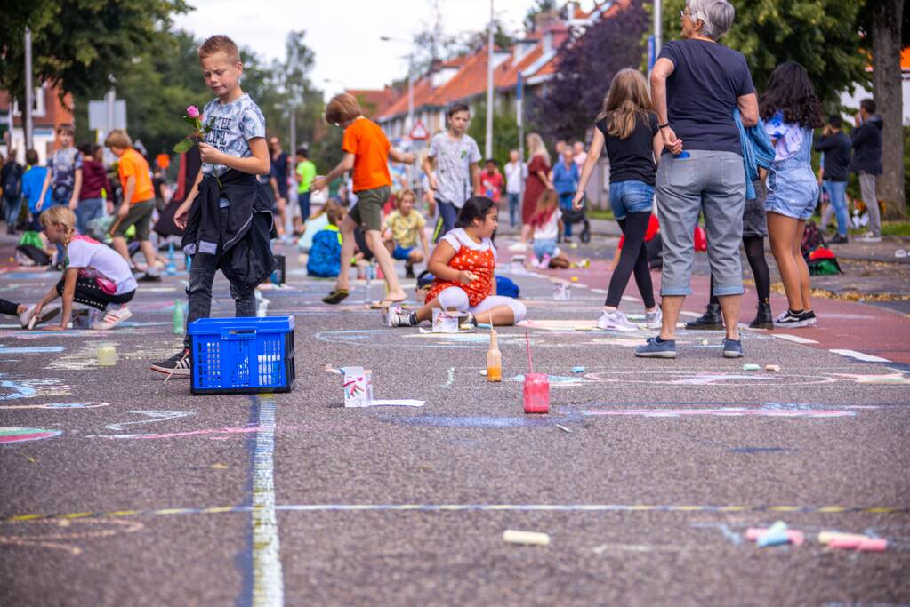 Geen bekeuring, maar bekleuring in het Soesterkwartier