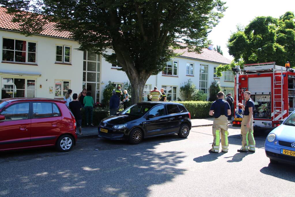 Vergeten broodjes in oven zet woning vol