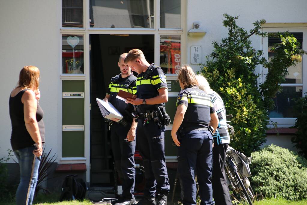 Vergeten broodjes in oven zet woning vol