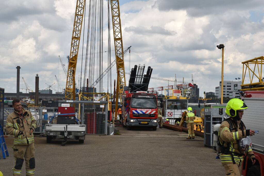 Brand in machinekamer van boot