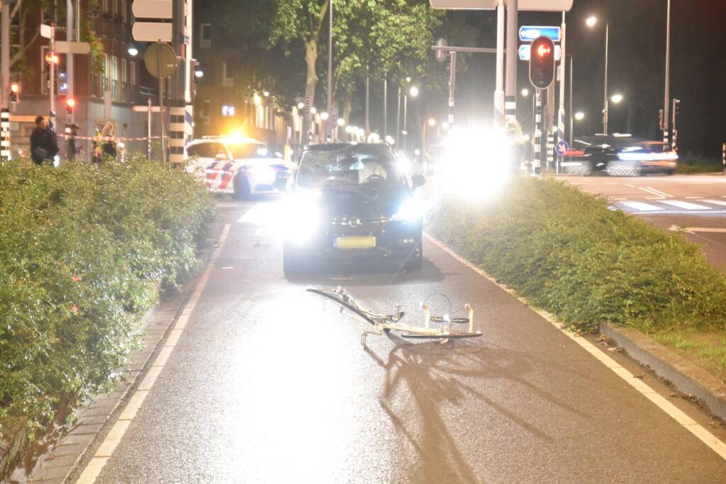 Wielrenner gewond na aanrijding met auto