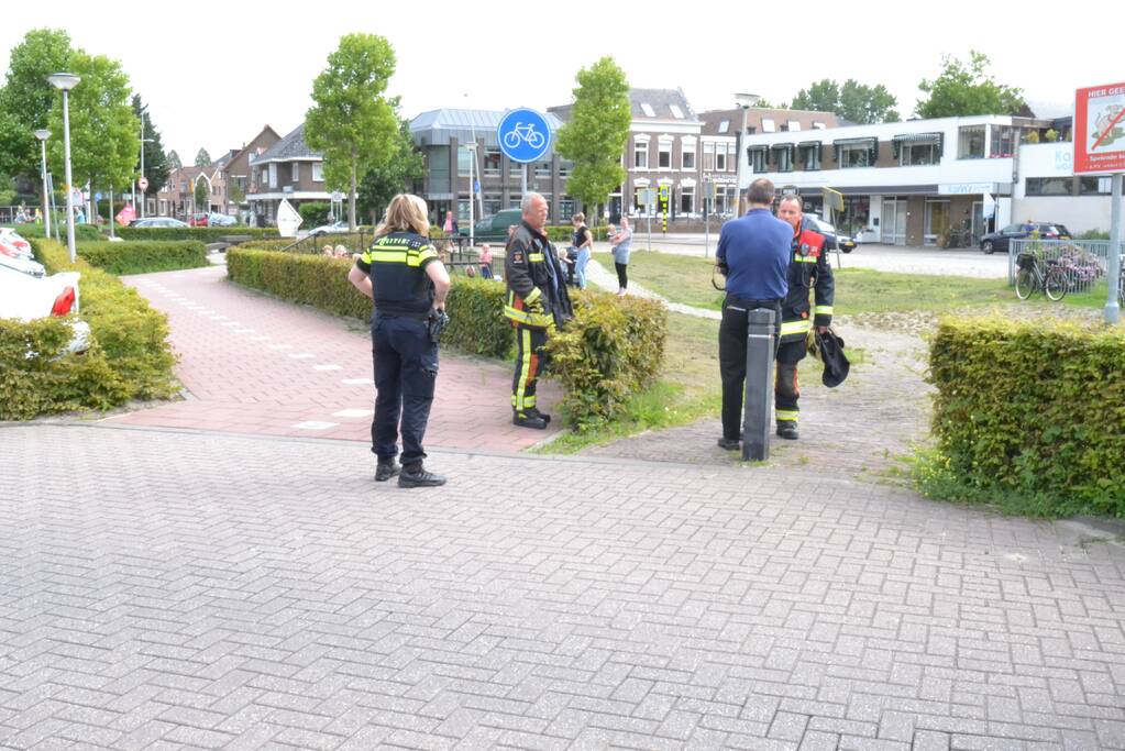 Brandweer doet onderzoek naar gaslucht in kinderdagverblijf