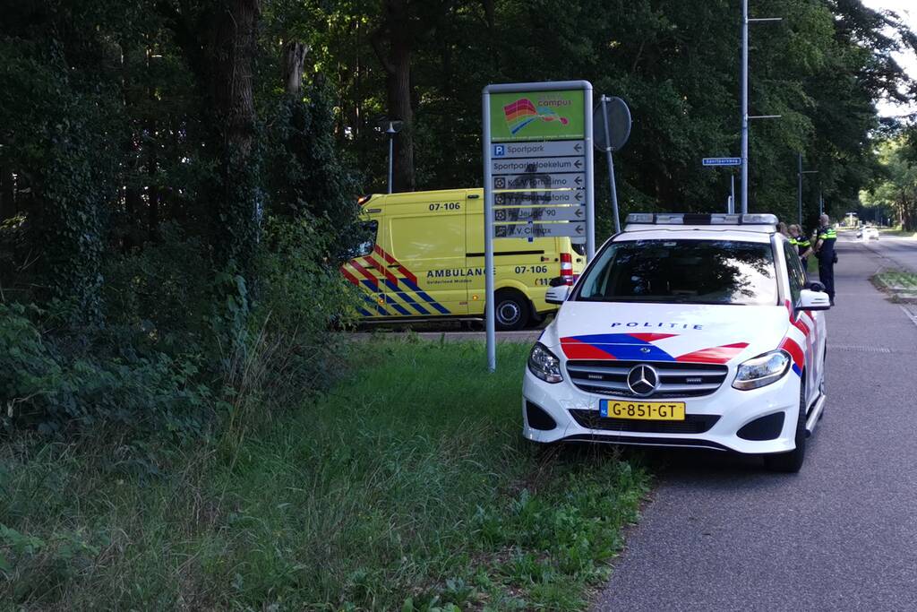 Fietsster gaat onderuit en raakt gewond