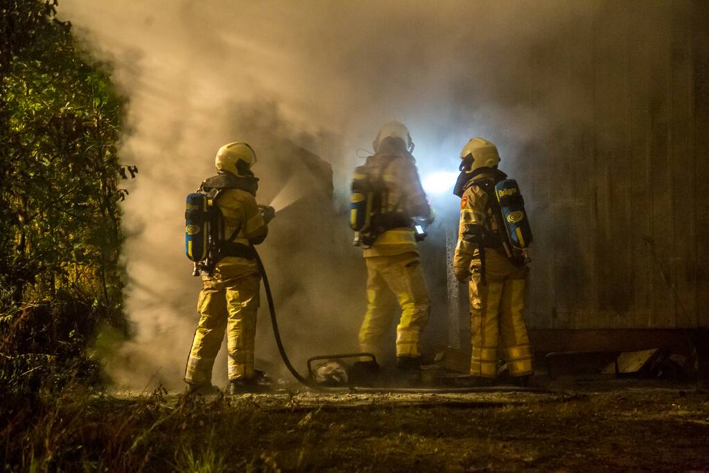 Flinke schade aan clubgebouw door brand