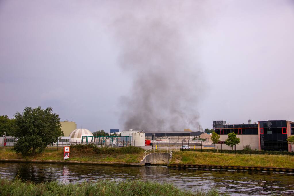 Grote brand bij Hartog Containers