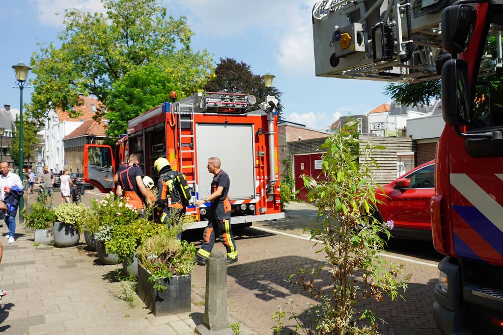 Brand in woning boven winkel