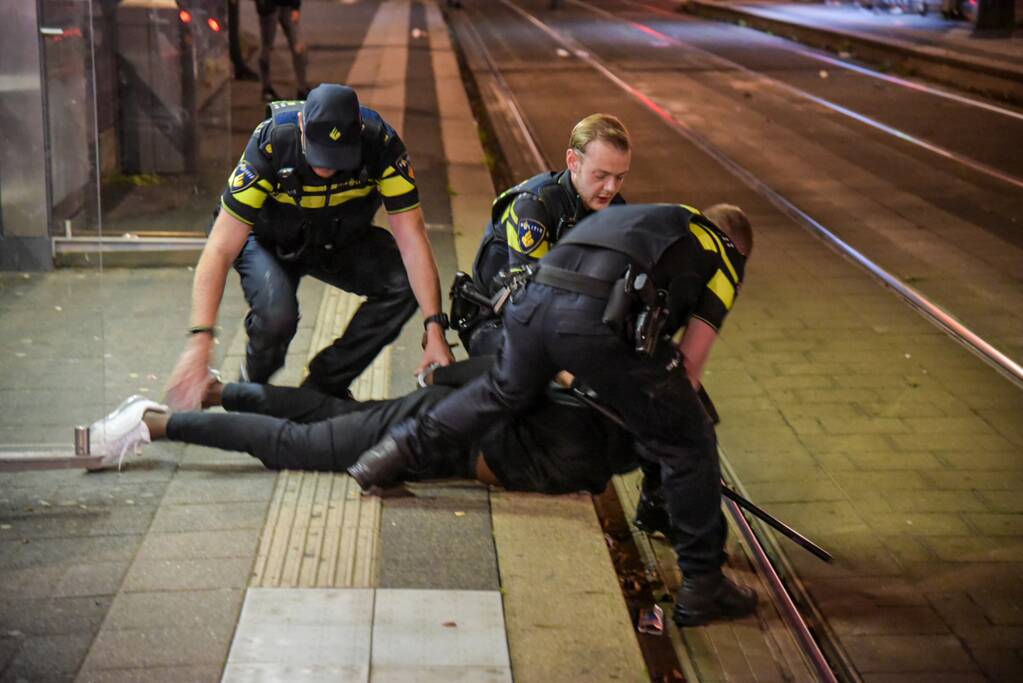 Ongeregeldheden in Rotterdamse wijk Feijenoord