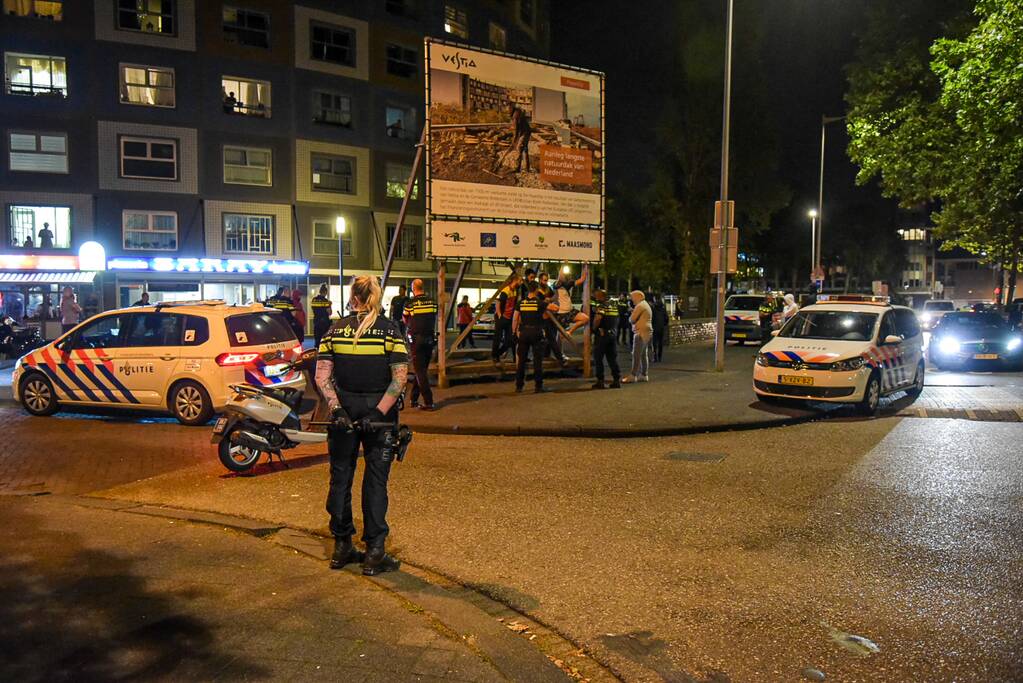 Ongeregeldheden in Rotterdamse wijk Feijenoord