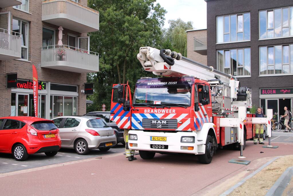 Bewoonster buitengesloten, brandweer haalt aardappelen van het vuur